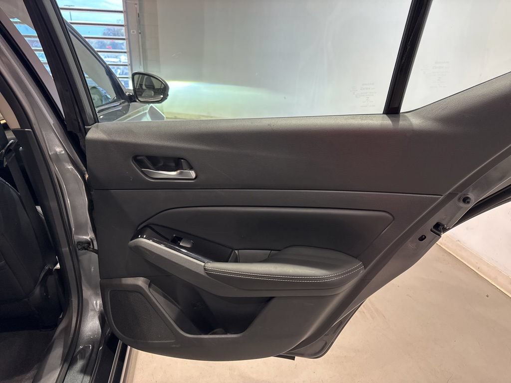 Used 2020 Nissan Altima 2.5 Platinum AWD/4WD image 24