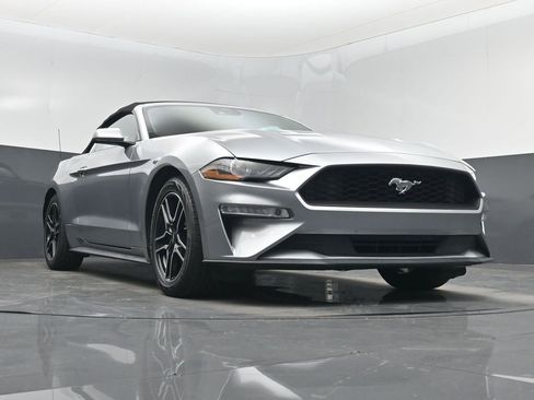 Used 2021 Ford Mustang Premium image 17