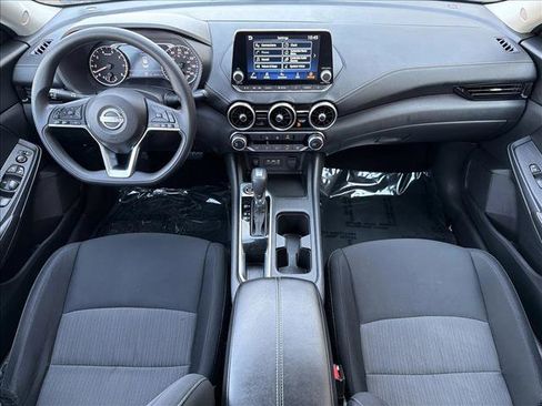 Used 2024 Nissan Sentra SV image 24