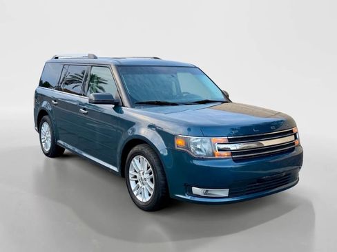 Used 2016 Ford Flex SEL image 7