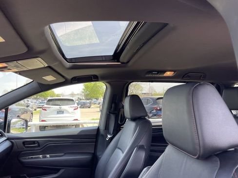 Used 2025 Honda Odyssey Sport-L image 24