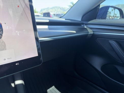 Used 2022 Tesla Model 3 Long Range image 34