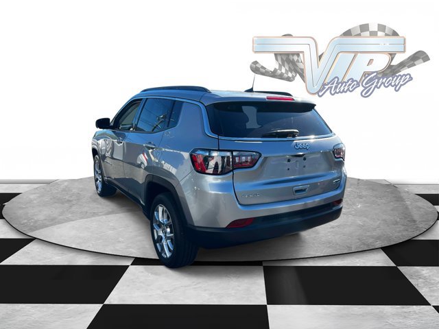Used 2022 Jeep Compass Latitude AWD/4WD image 6