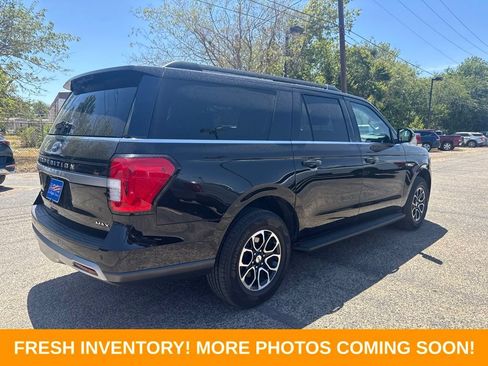 Used 2024 Ford Expedition Max XLT RWD image 2