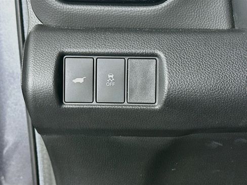 Used 2024 Honda Pilot EX-L image 17
