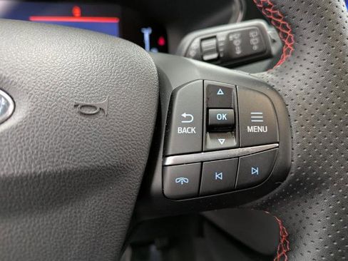 Certified 2025 Ford Escape ST-Line w/ Cold Weather Package image 17