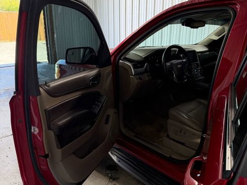 Used 2015 Chevrolet Tahoe LT w/ Max Trailering Package RWD image 8