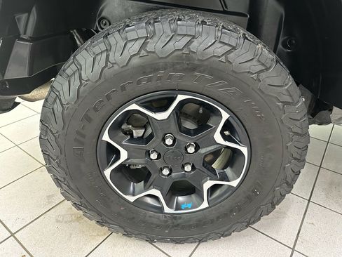 Used 2022 Jeep Wrangler Unlimited Rubicon 4xe w/ Steel Bumper Group image 14