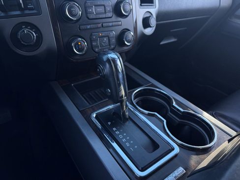 Used 2015 Ford Expedition EL Platinum image 18