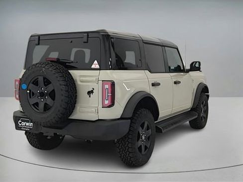 New 2025 Ford Bronco Outer Banks image 7