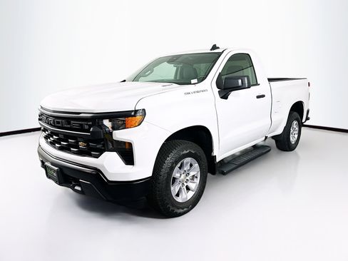 Used 2025 Chevrolet Silverado 1500 W/T w/ WT Value Package image 3