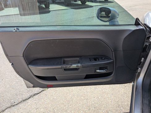 Used 2011 Dodge Challenger R/T RWD image 8