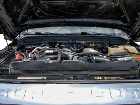 Used 2015 Ford F250 Platinum w/ FX4 Off-Road Package image 55