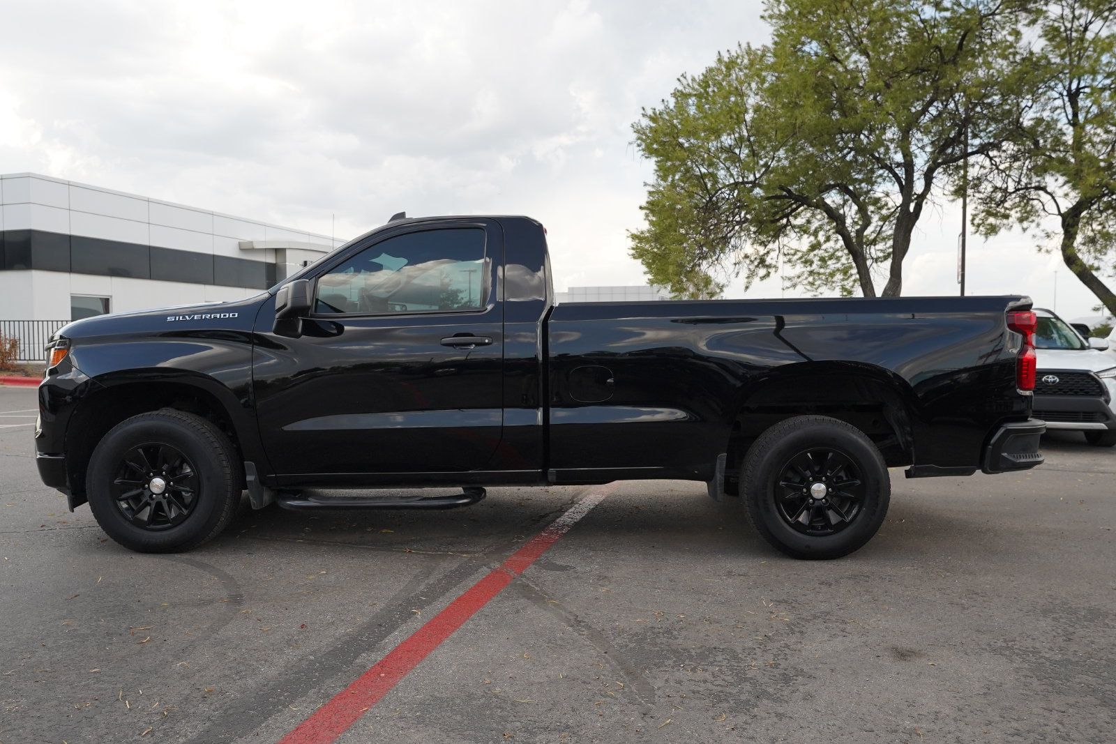 Used 2025 Chevrolet Silverado 1500 W/T w/ WT Value Package RWD image 4