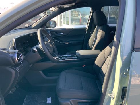 New 2026 Chevrolet Equinox LT image 17