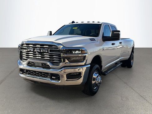 New 2026 RAM 3500 Tradesman AWD/4WD image 8