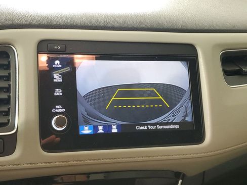 Used 2021 Honda HR-V EX image 18