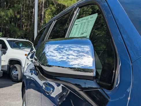 New 2026 Chevrolet Suburban Premier w/ Sun And Tow Package image 11