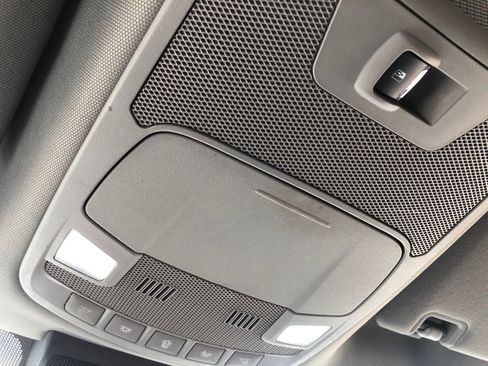 Used 2019 Ford F150 XLT w/ Equipment Group 302A Luxury AWD/4WD image 35