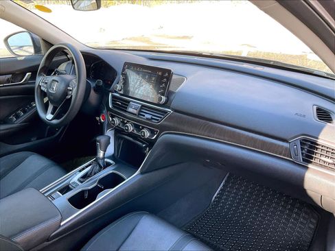Certified 2019 Honda Accord EX image 13