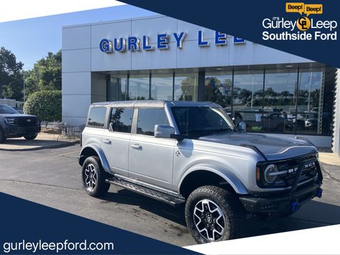 Certified 2023 Ford Bronco Outer Banks AWD/4WD image 1