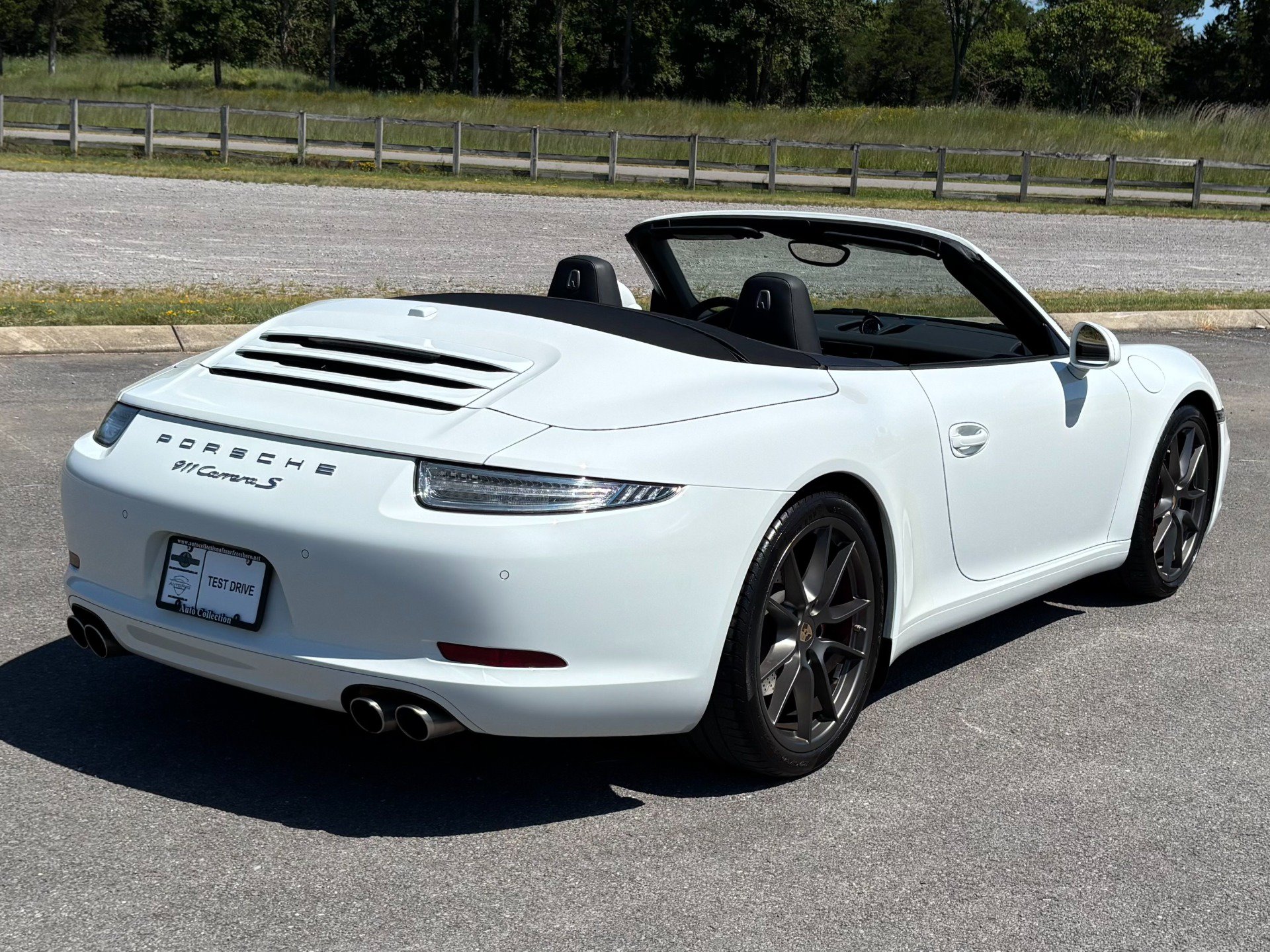 Used 2013 Porsche 911 Carrera S RWD image 3