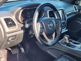 Used 2017 Jeep Grand Cherokee Overland w/ Jeep Active Safety Group video 2