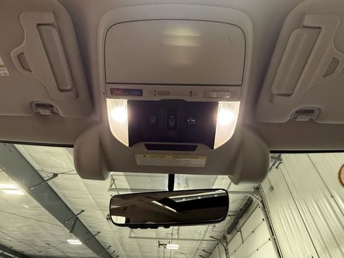 Used 2019 Subaru Forester Premium w/ All-Weather Package image 26