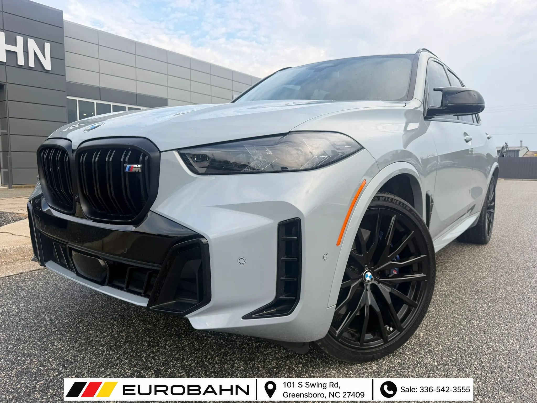 Used 2024 BMW X5 M60i w/ Executive Package AWD/4WD image 1