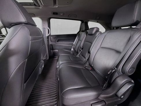 Used 2023 Honda Odyssey Touring image 31
