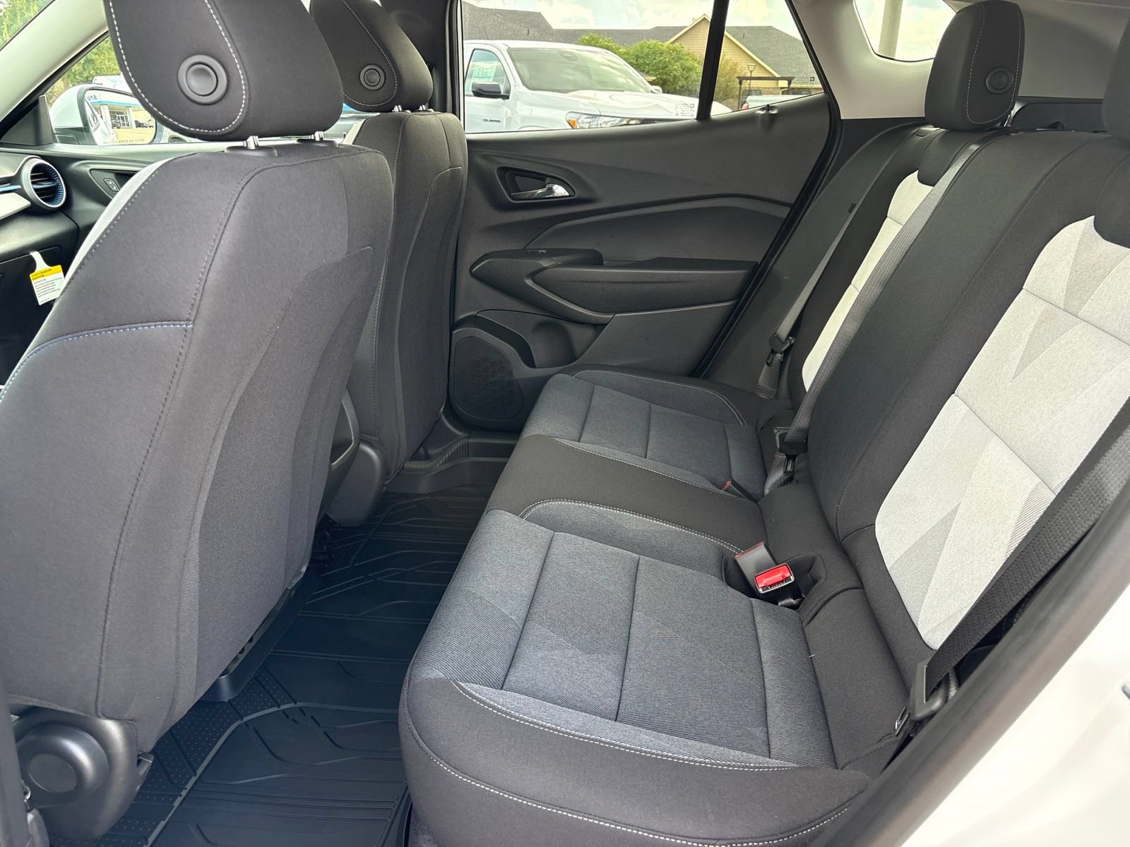 New 2026 Chevrolet Trax LS w/ LS Convenience Package FWD image 14