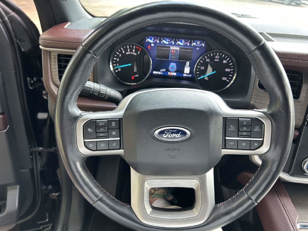 Used 2024 Ford Expedition Limited AWD/4WD image 21