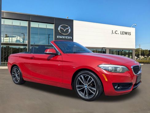 Used 2018 BMW 230i Convertible RWD image 1