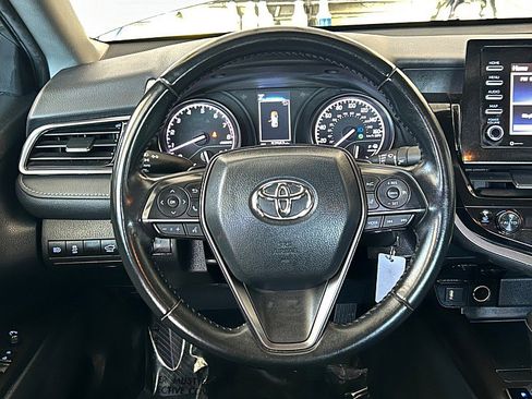 Used 2023 Toyota Camry SE FWD image 24