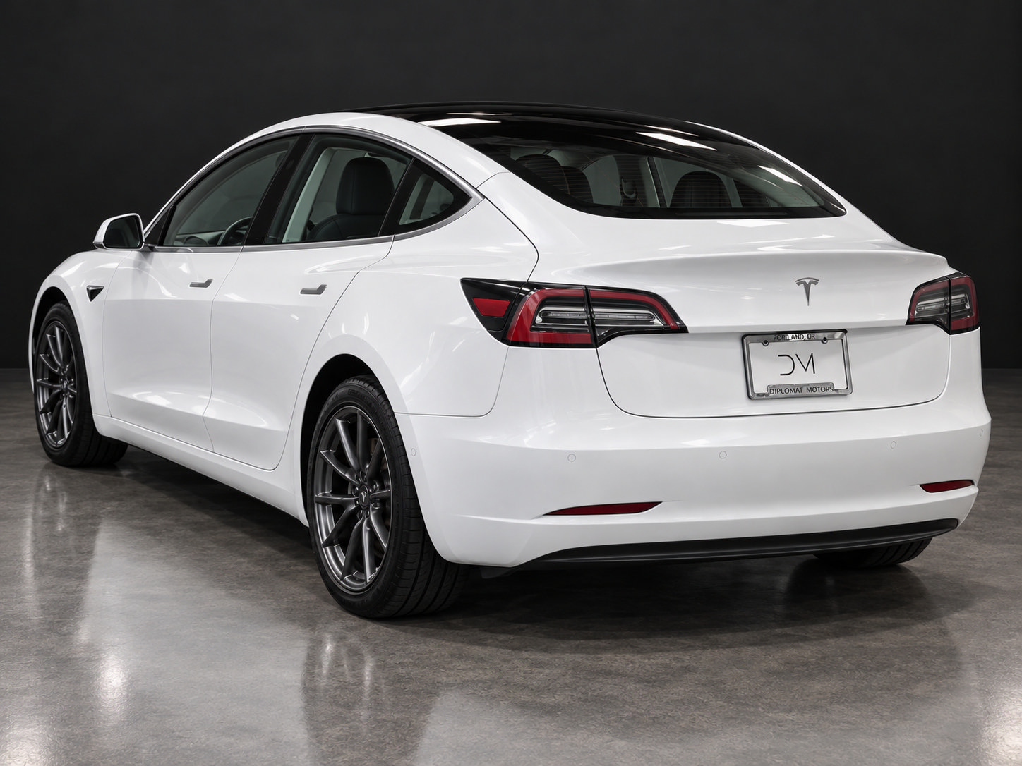 Used 2019 Tesla Model 3 Standard Range Plus RWD image 5