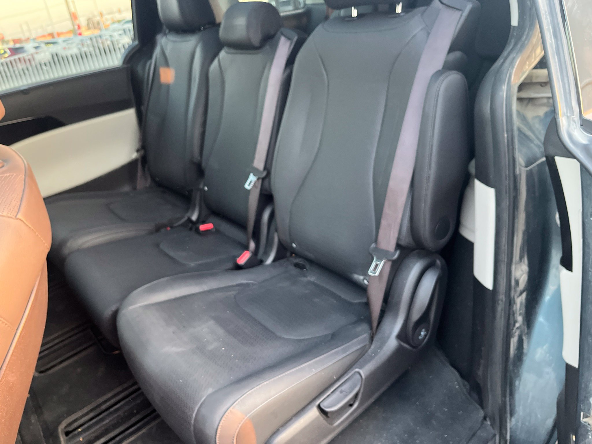 Used 2023 Kia Carnival SX Prestige FWD image 8