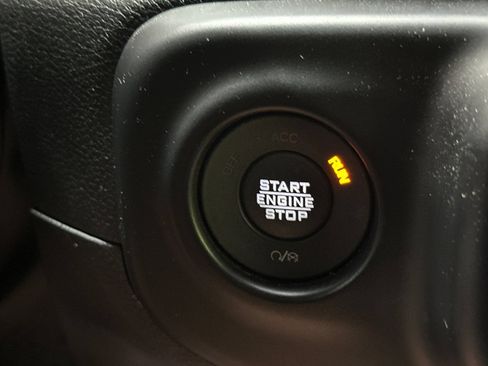 Used 2023 Jeep Wrangler Unlimited Rubicon 4xe AWD/4WD image 23