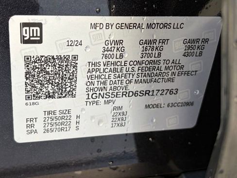 Used 2025 Chevrolet Suburban RST image 37