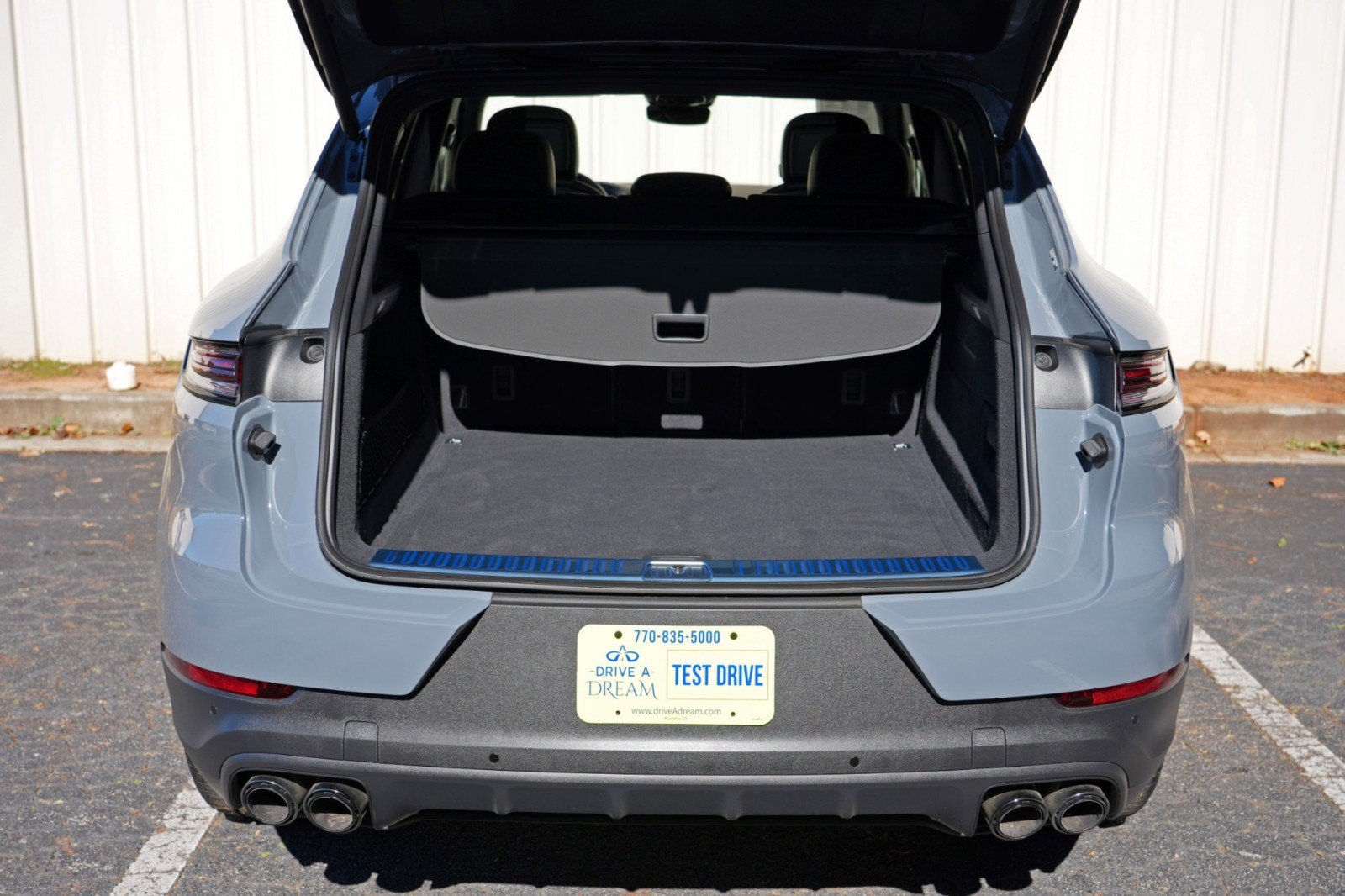 Used 2026 Porsche Cayenne AWD/4WD image 10