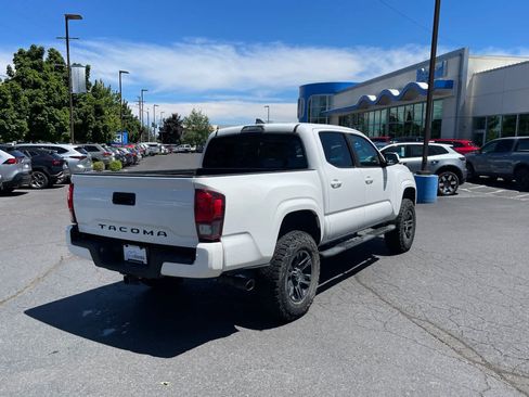 Used 2019 Toyota Tacoma SR w/ SR Convenience Package RWD image 5
