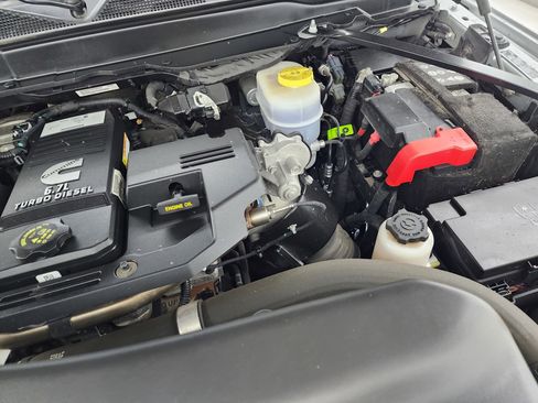 Used 2022 RAM 2500 Big Horn w/ Level C Equiment Group image 17