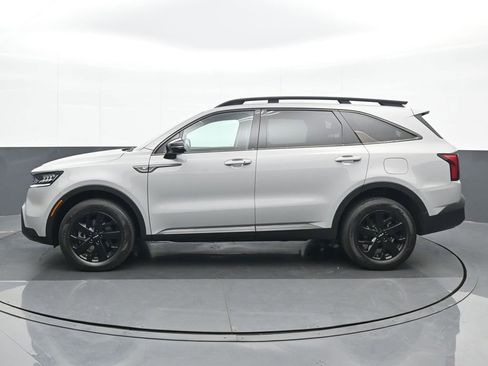 Used 2022 Kia Sorento S image 3