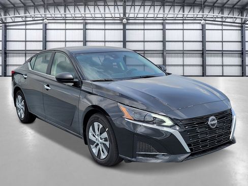 New 2025 Nissan Altima 2.5 S image 1