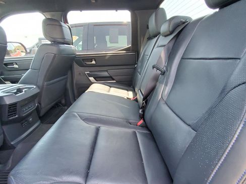 Used 2024 Toyota Tundra Platinum AWD/4WD image 5