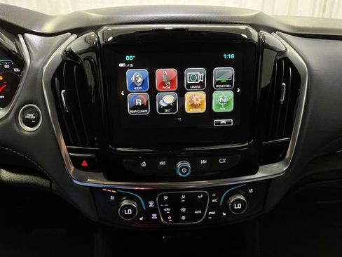 Used 2019 Chevrolet Traverse Premier AWD/4WD image 20