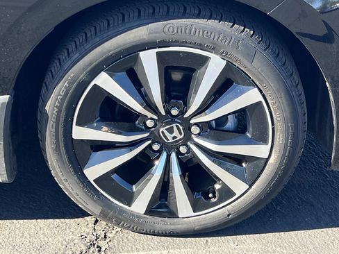 Used 2023 Honda Civic EX-L image 28