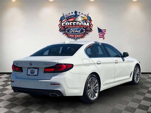 Used 2023 BMW 530i xDrive w/ Convenience Package AWD/4WD image 5
