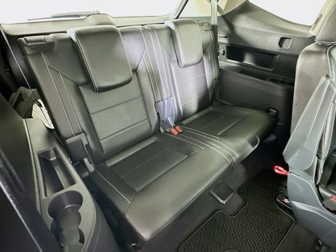 Used 2023 Volkswagen Atlas SEL AWD/4WD image 29