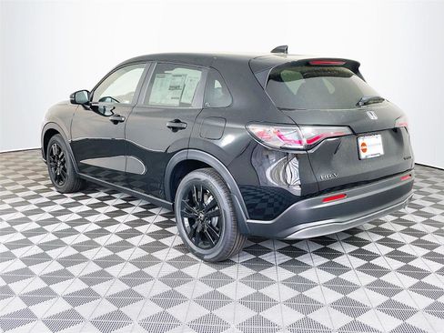 New 2026 Honda HR-V Sport image 4
