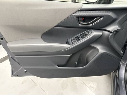 Used 2024 Subaru Crosstrek 2.0i Premium image 9
